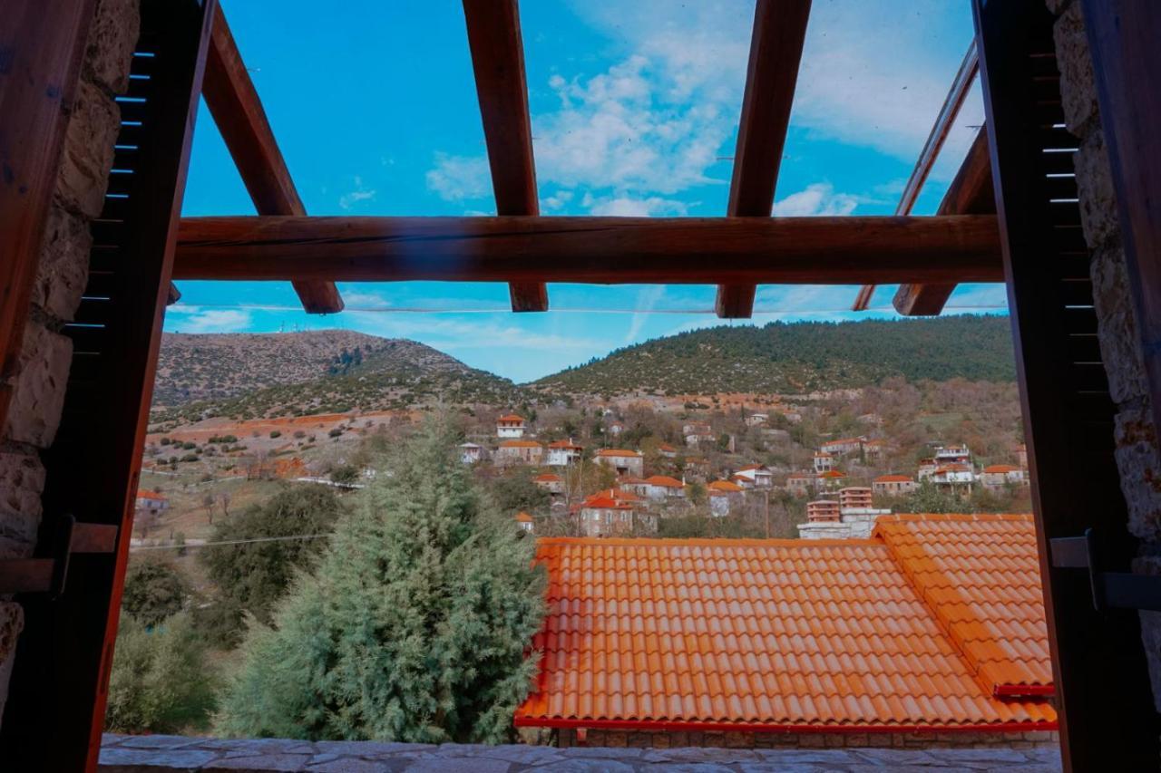 Apartamento Mezonetes Helmos Ano Lousoi Exterior foto
