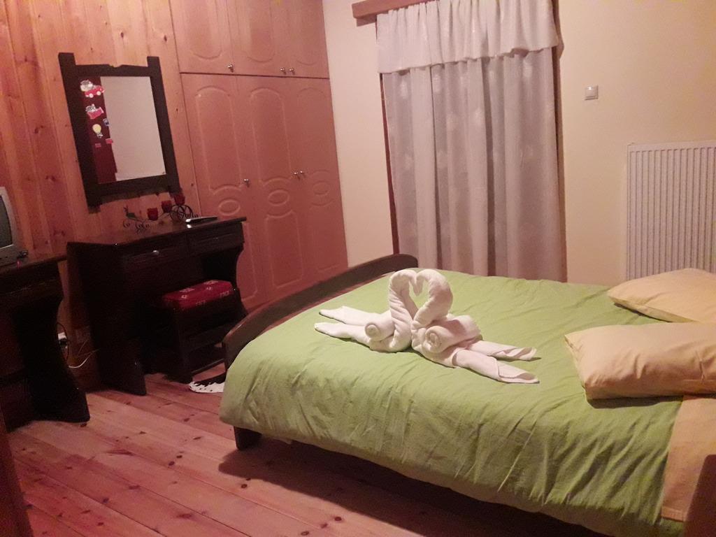 Apartamento Mezonetes Helmos Ano Lousoi Exterior foto