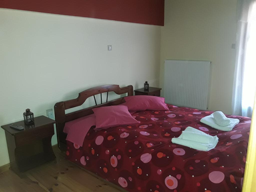 Apartamento Mezonetes Helmos Ano Lousoi Exterior foto